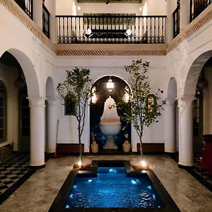 Espoir Entier Riad